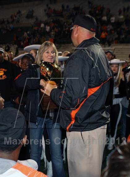 Thumbnail 1 in Argyle vs. Gilmer (UIL 3A Division 2 Regional Playoff) photogallery.