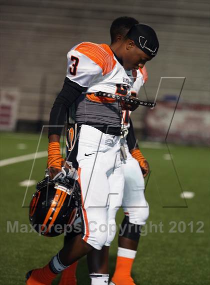 Thumbnail 2 in Argyle vs. Gilmer (UIL 3A Division 2 Regional Playoff) photogallery.