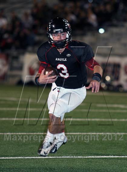 Thumbnail 2 in Argyle vs. Gilmer (UIL 3A Division 2 Regional Playoff) photogallery.