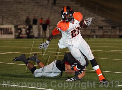 Thumbnail 1 in Argyle vs. Gilmer (UIL 3A Division 2 Regional Playoff) photogallery.