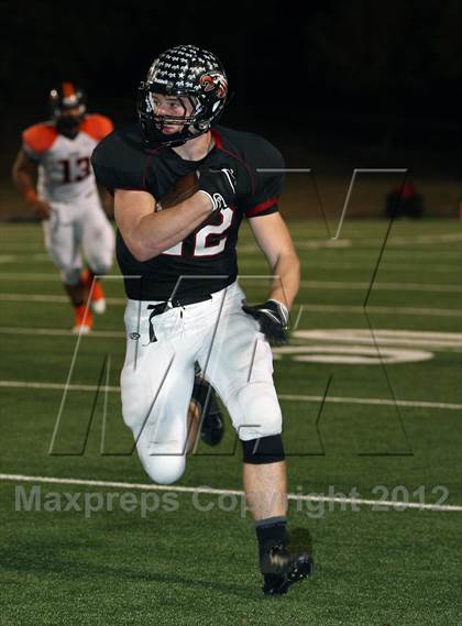 Thumbnail 3 in Argyle vs. Gilmer (UIL 3A Division 2 Regional Playoff) photogallery.