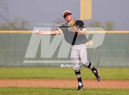 Thumbnail 2 in Crandall vs Kaufman photogallery.