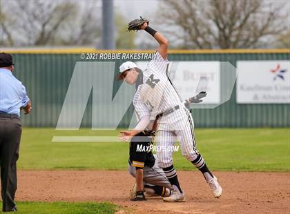 Thumbnail 3 in Crandall vs Kaufman photogallery.