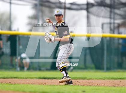 Thumbnail 2 in Crandall vs Kaufman photogallery.