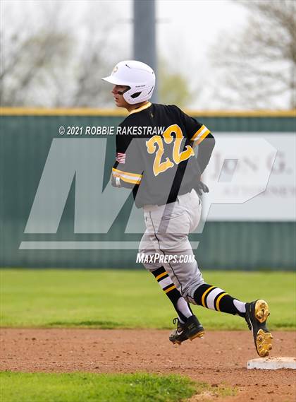 Thumbnail 3 in Crandall vs Kaufman photogallery.