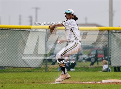 Thumbnail 2 in Crandall vs Kaufman photogallery.