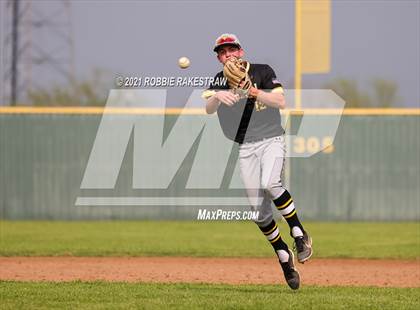 Thumbnail 3 in Crandall vs Kaufman photogallery.