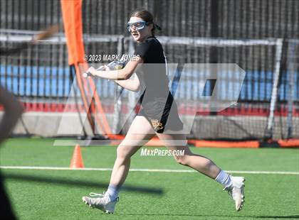 Thumbnail 3 in Xavier College Prep vs. Salpointe Catholic photogallery.
