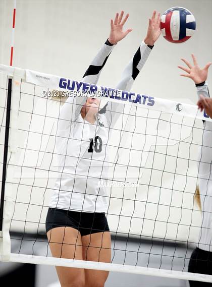 Thumbnail 1 in Little Elm vs Guyer photogallery.