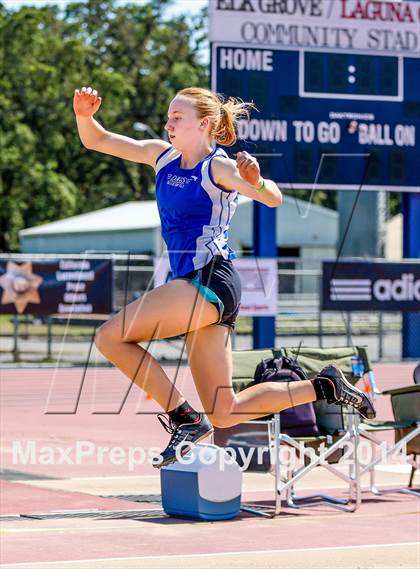 Thumbnail 3 in CIF SJS Masters Track and Field Championships (Girls Events) photogallery.