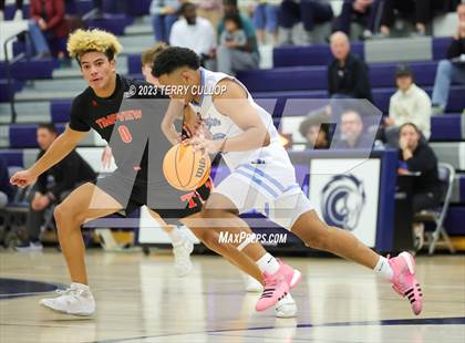 Thumbnail 3 in Timpview vs. Layton (Corner Canyon Tournament of Champions) photogallery.