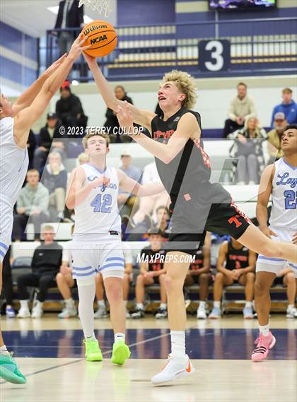 Thumbnail 2 in Timpview vs. Layton (Corner Canyon Tournament of Champions) photogallery.