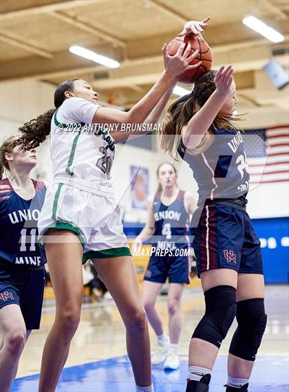 Thumbnail 2 in Twelve Bridges vs. Union Mine (Jan Vitell Tournament) photogallery.