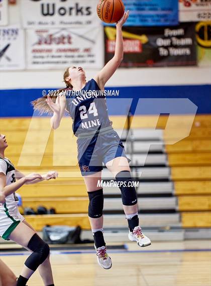 Thumbnail 3 in Twelve Bridges vs. Union Mine (Jan Vitell Tournament) photogallery.