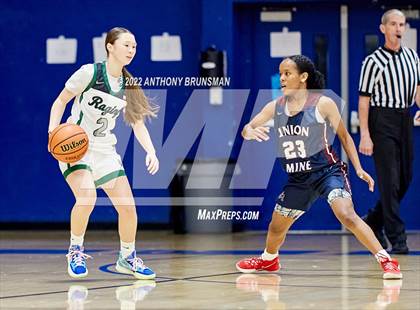 Thumbnail 3 in Twelve Bridges vs. Union Mine (Jan Vitell Tournament) photogallery.