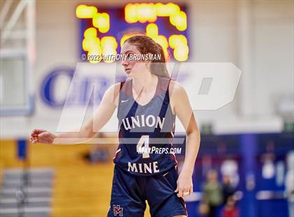 Thumbnail 1 in Twelve Bridges vs. Union Mine (Jan Vitell Tournament) photogallery.