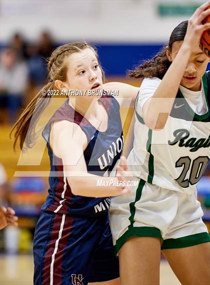 Thumbnail 1 in Twelve Bridges vs. Union Mine (Jan Vitell Tournament) photogallery.