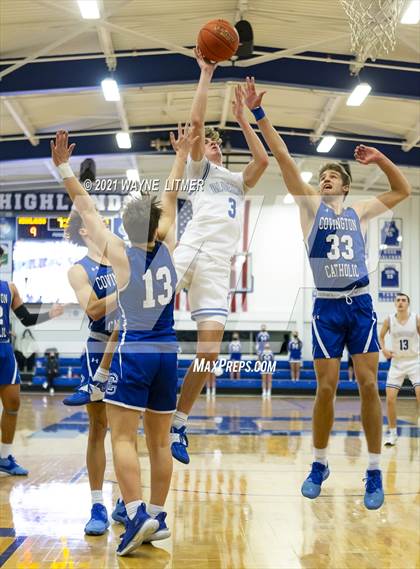 Thumbnail 1 in Covington Catholic @ Highlands photogallery.