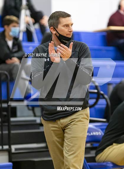 Thumbnail 2 in Covington Catholic @ Highlands photogallery.