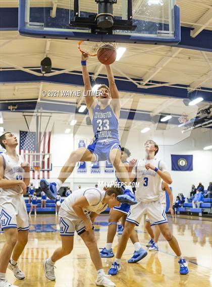 Thumbnail 3 in Covington Catholic @ Highlands photogallery.