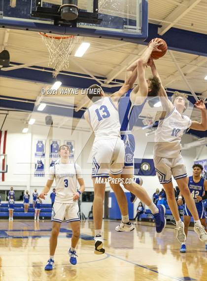 Thumbnail 1 in Covington Catholic @ Highlands photogallery.