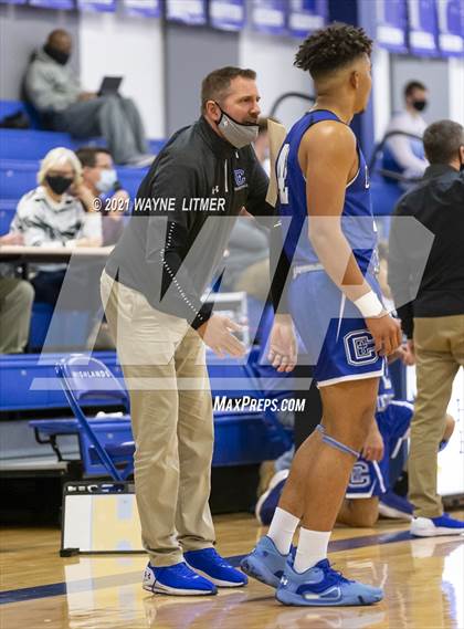 Thumbnail 3 in Covington Catholic @ Highlands photogallery.