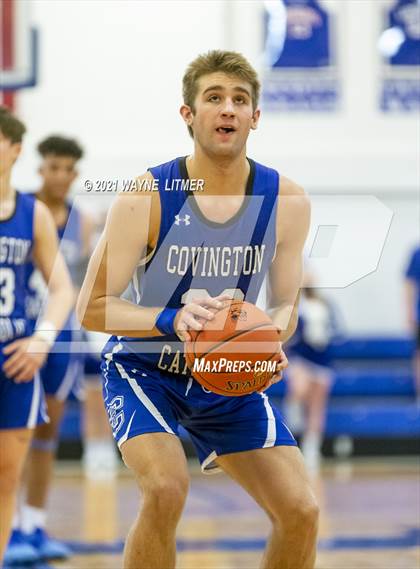 Thumbnail 3 in Covington Catholic @ Highlands photogallery.