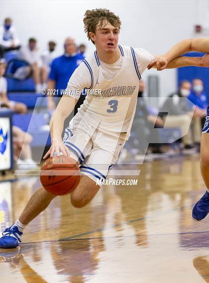 Thumbnail 1 in Covington Catholic @ Highlands photogallery.