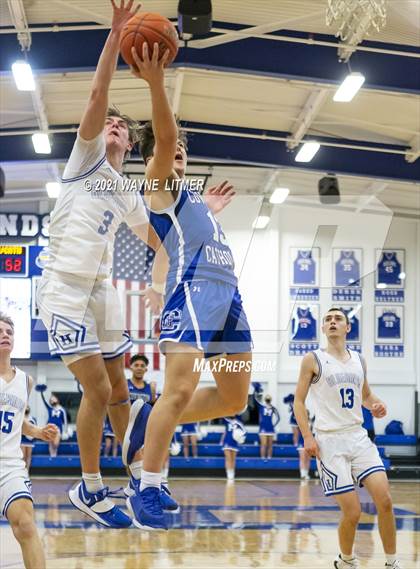 Thumbnail 2 in Covington Catholic @ Highlands photogallery.