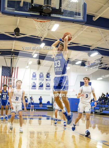 Thumbnail 2 in Covington Catholic @ Highlands photogallery.