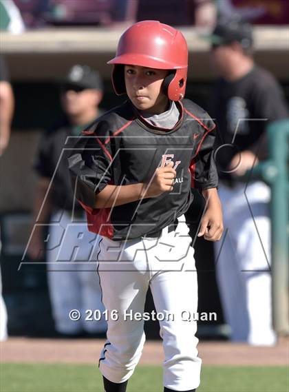 Thumbnail 3 in South Hills vs. Redlands East Valley (CIF-SS D2 Final) photogallery.