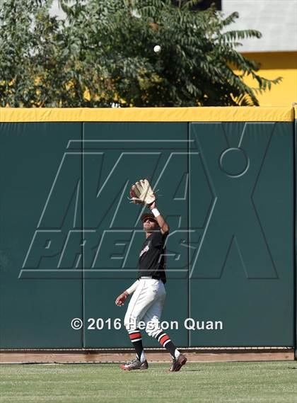 Thumbnail 2 in South Hills vs. Redlands East Valley (CIF-SS D2 Final) photogallery.