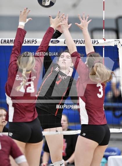 Thumbnail 1 in Esperanza vs. Murrieta Valley (CIF-SS D2 Final) photogallery.