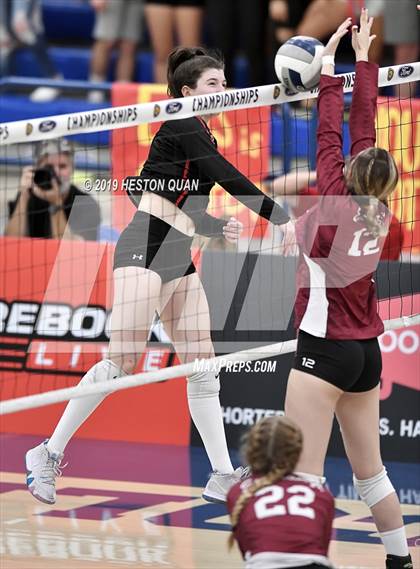 Thumbnail 1 in Esperanza vs. Murrieta Valley (CIF-SS D2 Final) photogallery.