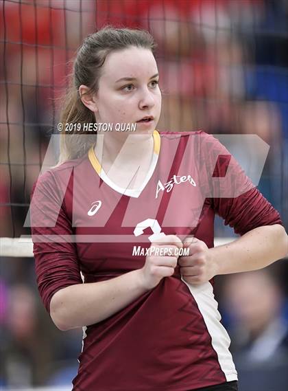 Thumbnail 2 in Esperanza vs. Murrieta Valley (CIF-SS D2 Final) photogallery.