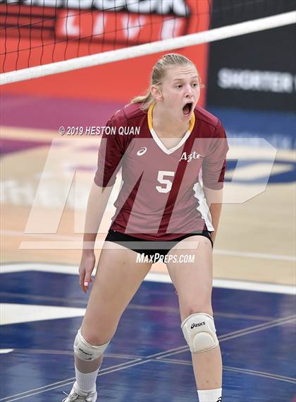 Thumbnail 2 in Esperanza vs. Murrieta Valley (CIF-SS D2 Final) photogallery.