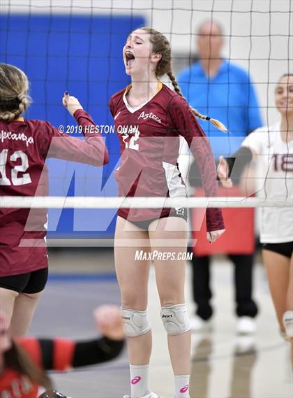 Thumbnail 2 in Esperanza vs. Murrieta Valley (CIF-SS D2 Final) photogallery.