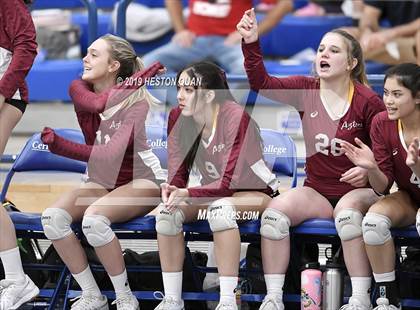 Thumbnail 2 in Esperanza vs. Murrieta Valley (CIF-SS D2 Final) photogallery.