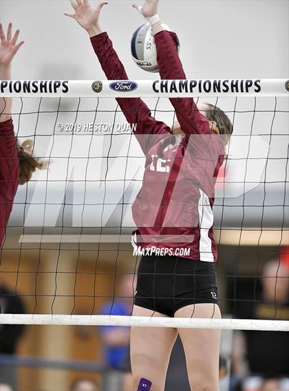 Thumbnail 2 in Esperanza vs. Murrieta Valley (CIF-SS D2 Final) photogallery.