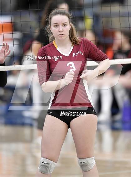 Thumbnail 2 in Esperanza vs. Murrieta Valley (CIF-SS D2 Final) photogallery.