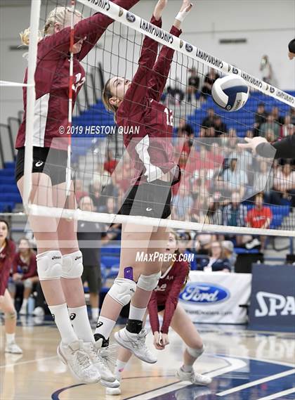 Thumbnail 1 in Esperanza vs. Murrieta Valley (CIF-SS D2 Final) photogallery.