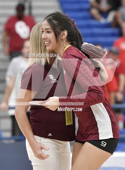 Thumbnail 3 in Esperanza vs. Murrieta Valley (CIF-SS D2 Final) photogallery.