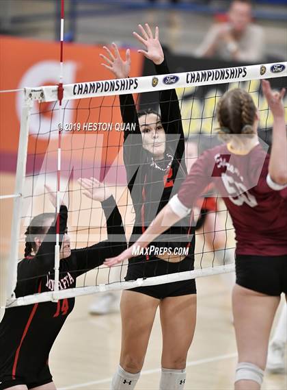 Thumbnail 2 in Esperanza vs. Murrieta Valley (CIF-SS D2 Final) photogallery.