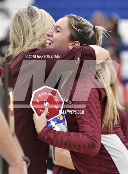 Thumbnail 2 in Esperanza vs. Murrieta Valley (CIF-SS D2 Final) photogallery.