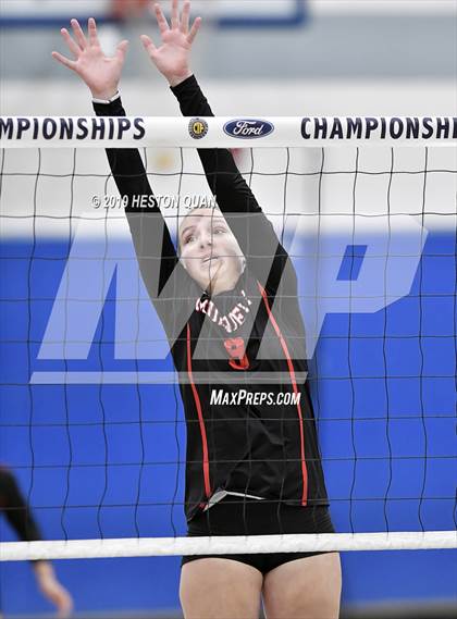 Thumbnail 2 in Esperanza vs. Murrieta Valley (CIF-SS D2 Final) photogallery.