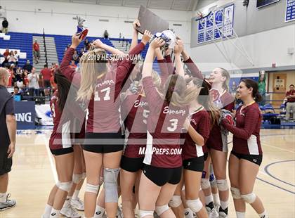 Thumbnail 2 in Esperanza vs. Murrieta Valley (CIF-SS D2 Final) photogallery.