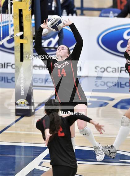 Thumbnail 2 in Esperanza vs. Murrieta Valley (CIF-SS D2 Final) photogallery.