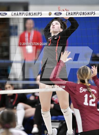 Thumbnail 3 in Esperanza vs. Murrieta Valley (CIF-SS D2 Final) photogallery.