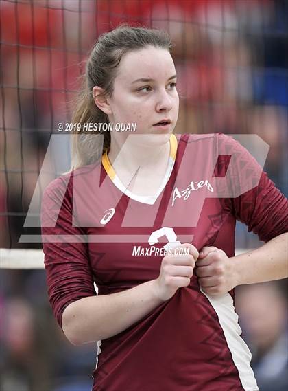 Thumbnail 3 in Esperanza vs. Murrieta Valley (CIF-SS D2 Final) photogallery.