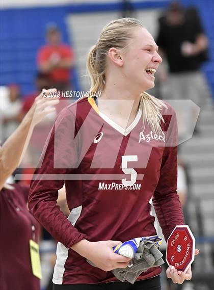 Thumbnail 2 in Esperanza vs. Murrieta Valley (CIF-SS D2 Final) photogallery.